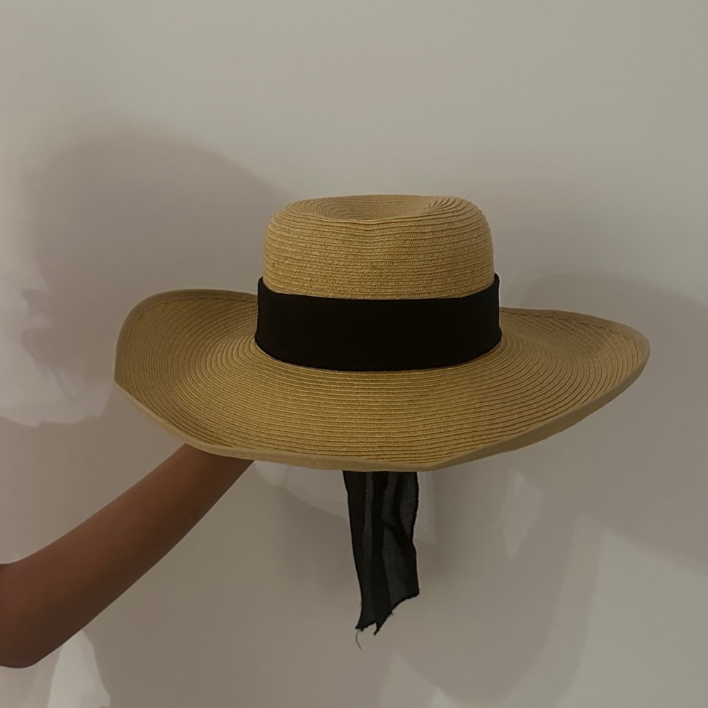 Elegant Tan Wide-Brim Hat with Black Band